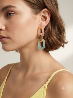Pastel Ombre Chain-Link Earrings – Retro Acrylic Paperclip Statement Drops